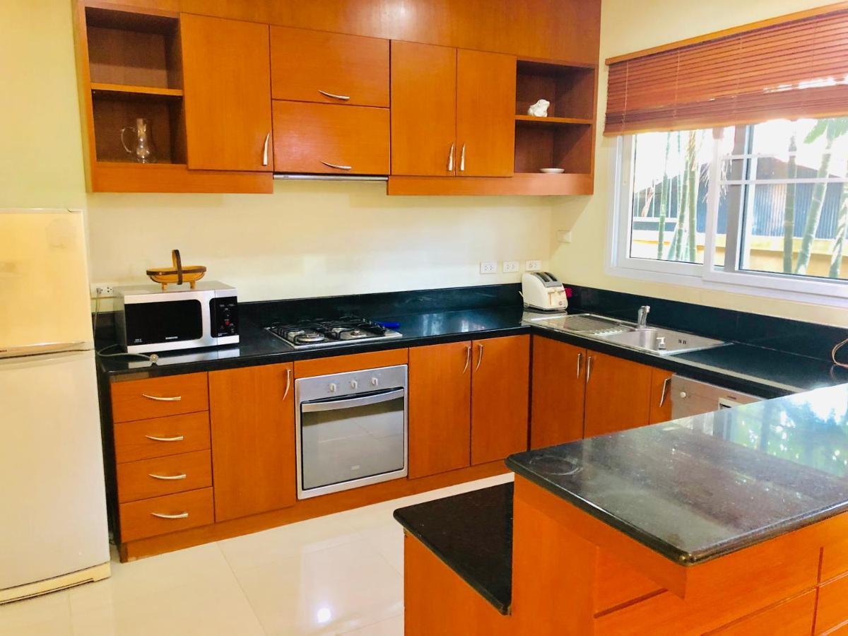 Karon Pool Villa 卡伦3卧泳池别墅 Ngoại thất bức ảnh